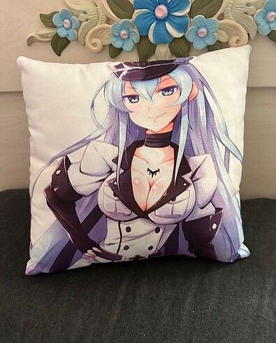 Diğer Esdeath Anime Cosplay Yastık