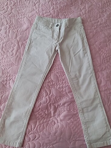 beyaz pantolon 6 8 yas