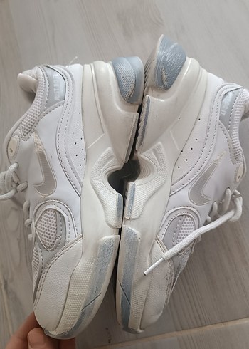 Beyaz Bağcıklı Spor Kadın Sneaker - Görsel 3