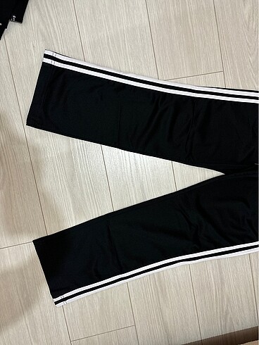 xs Beden Adidas