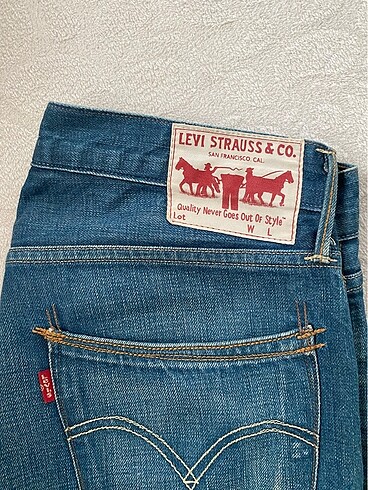 Levis jean