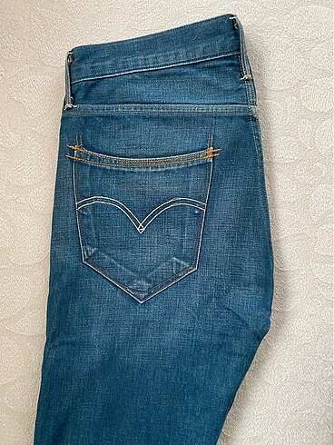 31 Beden mavi Renk Levis jean