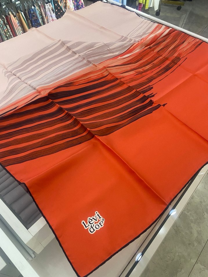 Levidor Twill İpek eşarp klasik ve spor modern model - Görsel 2