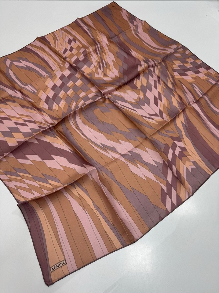 Armine Yeni Sezon Twill İpek eşarp spor model geometrik desen - Görsel 4