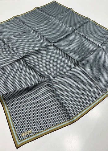 Armine Twill İpek Eşarp geometrik çıtır desen spor casual model - Görsel 8