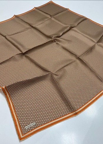 Armine Twill İpek eşarp küçük geometrik desen spor model - Görsel 16