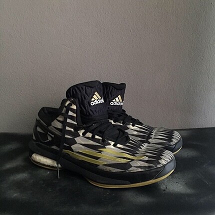 Adidas spor ayakkabı