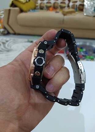 G shock su almazz saat