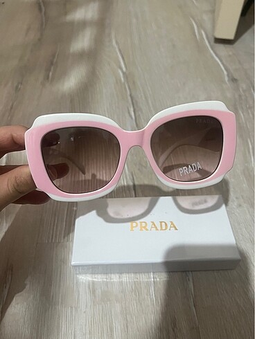 Prada gözlük