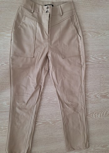 Bej Deri Kadın Kemerli Pantolon