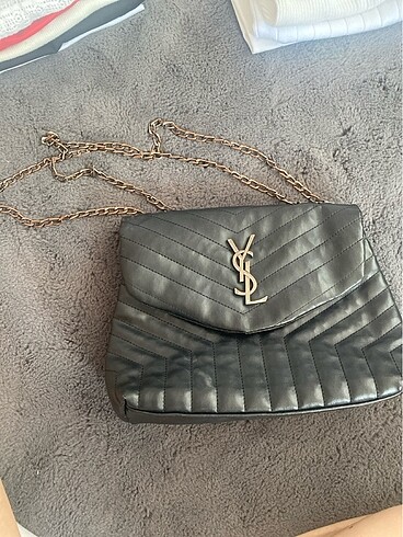 Yves Saint Laurent Çanta