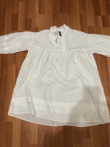 Beyaz oversize gömlek