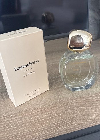 LumenaScent Liora Kadın Parfümü 50 ml - Görsel 3