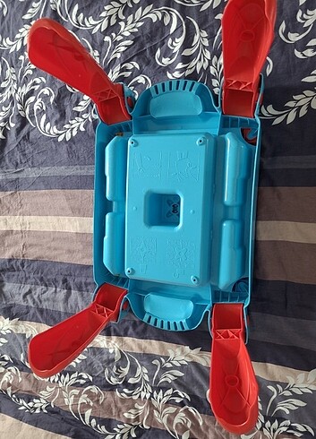 Mega Mega bloks aktivite masasi ve 100e yakın blok