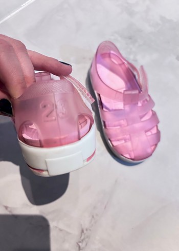 Pembe Tokalı Kız Çocuk Sandaletleri - Görsel 4