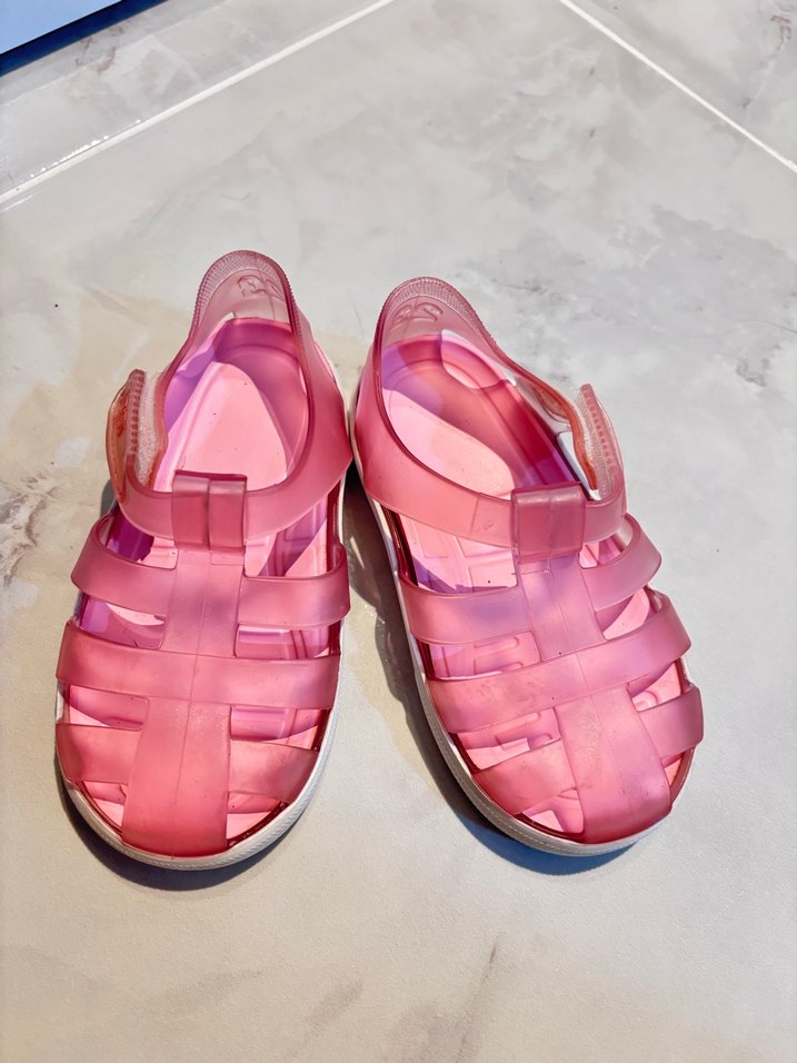 Pembe Tokalı Kız Çocuk Sandaletleri - Görsel 3