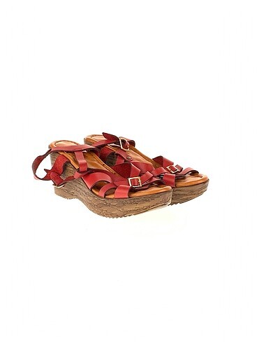 Vintage Love PreLoved Dolgu Topuk %70 İndirimli.