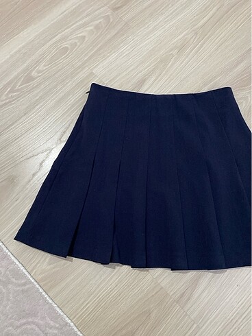 xs Beden stradivarius pileli etek