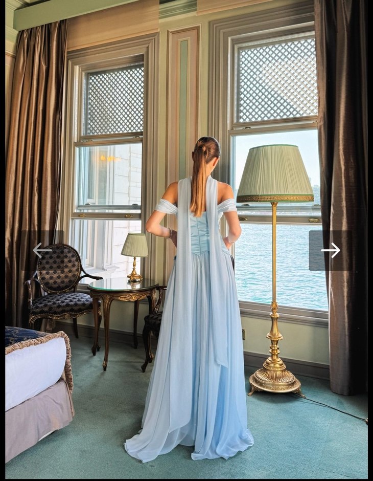 MAVİ Uzun Drapeli Straplez Kadın Abiye - Görsel 2