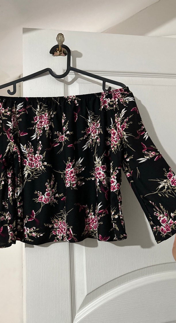 Pembe Çiçekli Bluz - Görsel 2