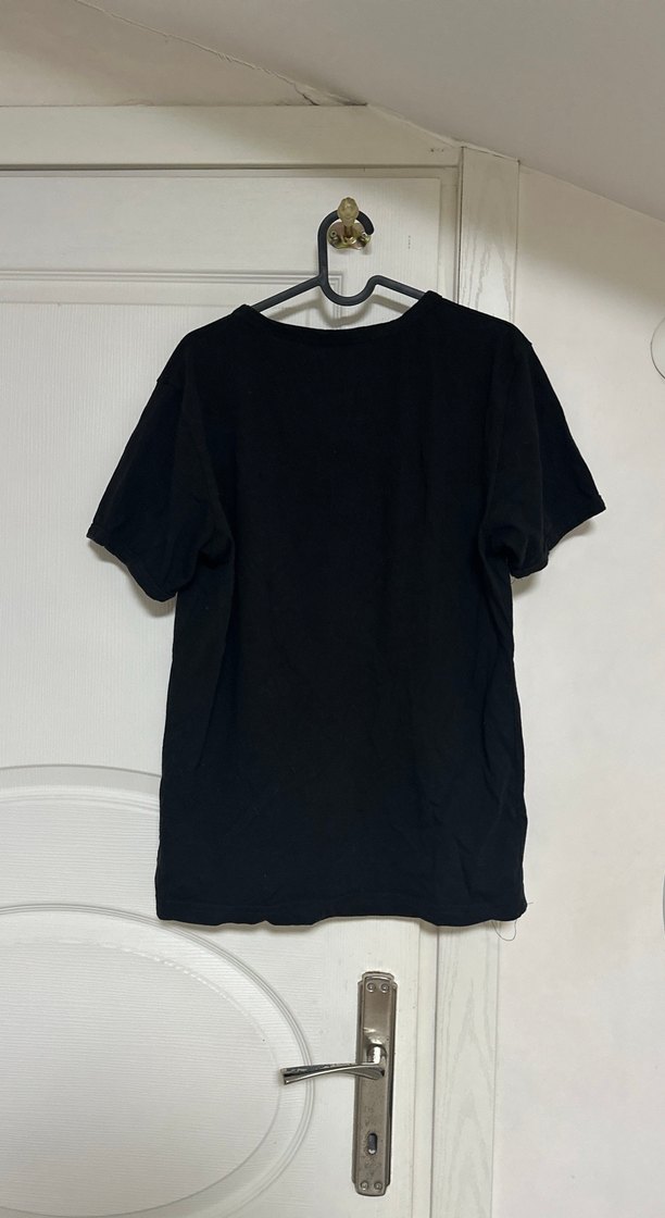 Kadın Siyah Baskılı Keten Tişört - Görsel 2