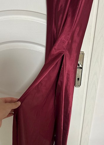 Bordo V Yakalı Uzun Saten Gecelik - Görsel 5