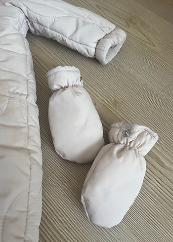 Zara Kız Bebek Kapüşonlu Beyaz Kürklü Tulum - Görsel 6