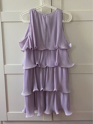s Beden mor Renk Zara fırfırlı lila kısa elbise
