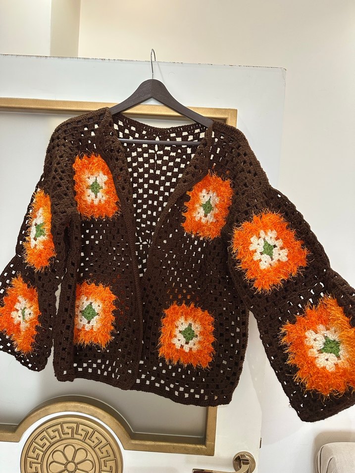 Dantel Detaylı Kısa Kahverengi Bohem Hırka - Görsel 3