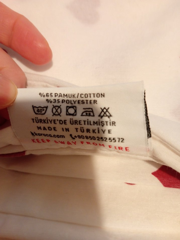 Kırmızı Kalp Desenli Beyaz Nevresim Takımı - Görsel 3