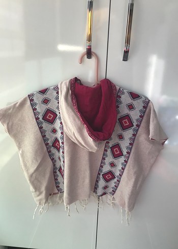Panço Kız Çocuk Pembe Kapüşonlu Nakışlı Örgü Panço