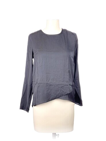 H&M Bluz %70 İndirimli.