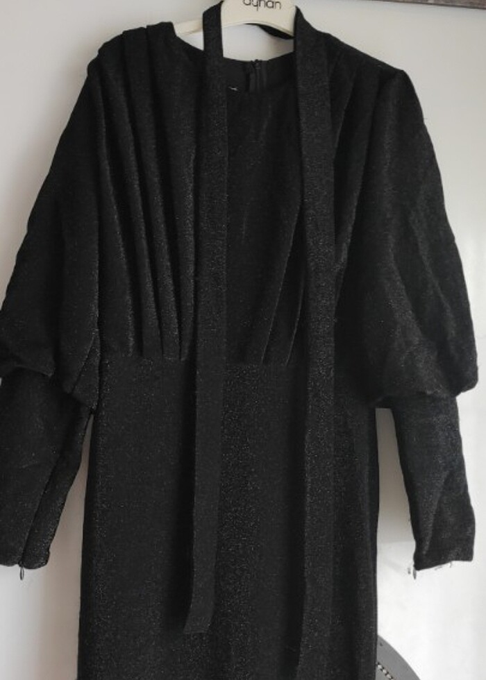 Kendinden pırıltılı abiye elbise - Görsel 2