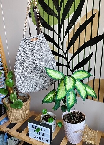 Polyester makrome ip ile örmüş oldum altıgen çantam