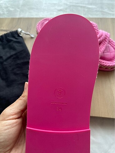39 Beden pembe Renk Chanel replika hasır terlik