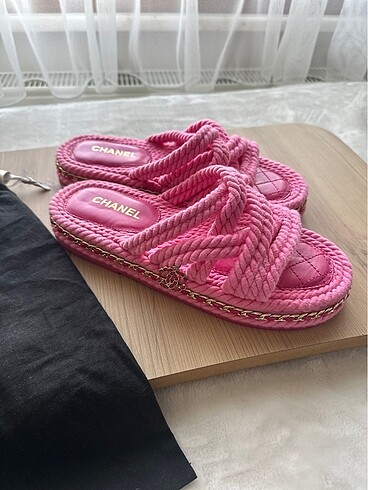 39 Beden Chanel replika hasır terlik
