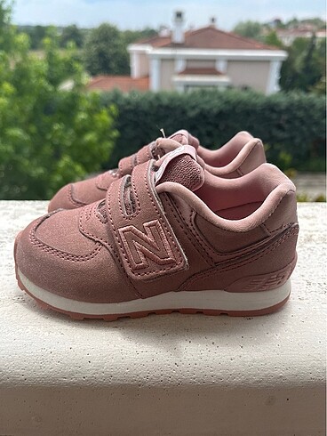 New Balance spor ayakkabi