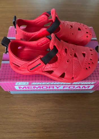 25 Beden Skechers Kırmızı Unisex Outdoor Su Ayakkabısı