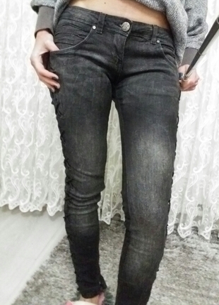 siyah jean