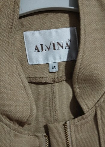 Alvina Bej Nakışlı Uzun Süet Kadın Kaban