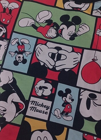 m Beden kırmızı Renk Disney crop sweartshirt