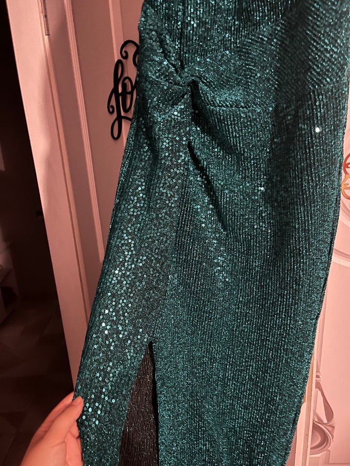 Zümrüt yeşili abiye - Görsel 2