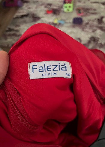 Kırmızı V Yaka Uzun Kollu Kadın Abiye Elbise - Görsel 4