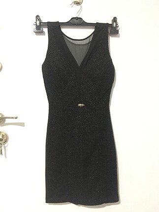 Zara Siyah parlak kısa elbise