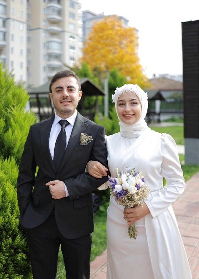Beyaz nikah elbisesi normalde de giyilir ben nikahta giydim sade - Görsel 3
