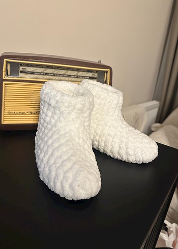 Beyaz Örgü Kız Çocuk Sıcak Ev Terliği - Görsel 2