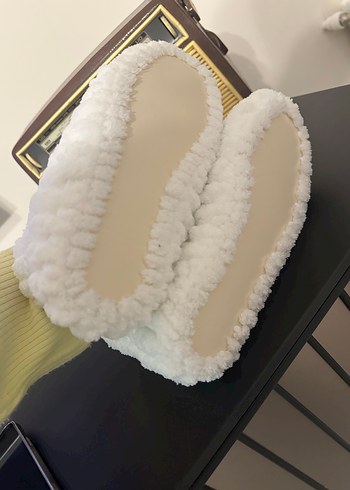 Beyaz Örgü Kız Çocuk Sıcak Ev Terliği - Görsel 3