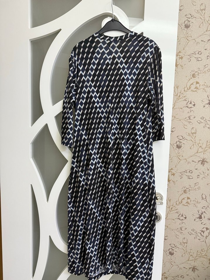 Uzun Desenli Kadın Elbise kruvaze yaka simli şık elbise tunik - Görsel 2