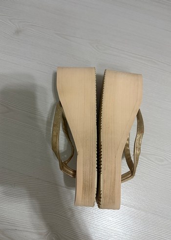 Bej Dolgu Topuklu parmak arası Kadın - Görsel 3