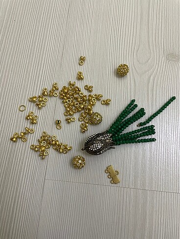 Zümrüt gold rengi kolye ucu başlığı